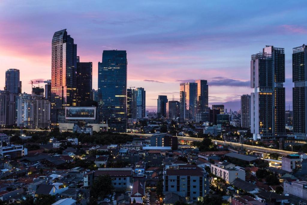 Casa Living Setiabudi Jakarta Exterior photo