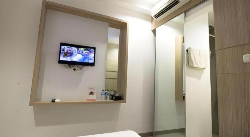 Casa Living Setiabudi Jakarta Exterior photo